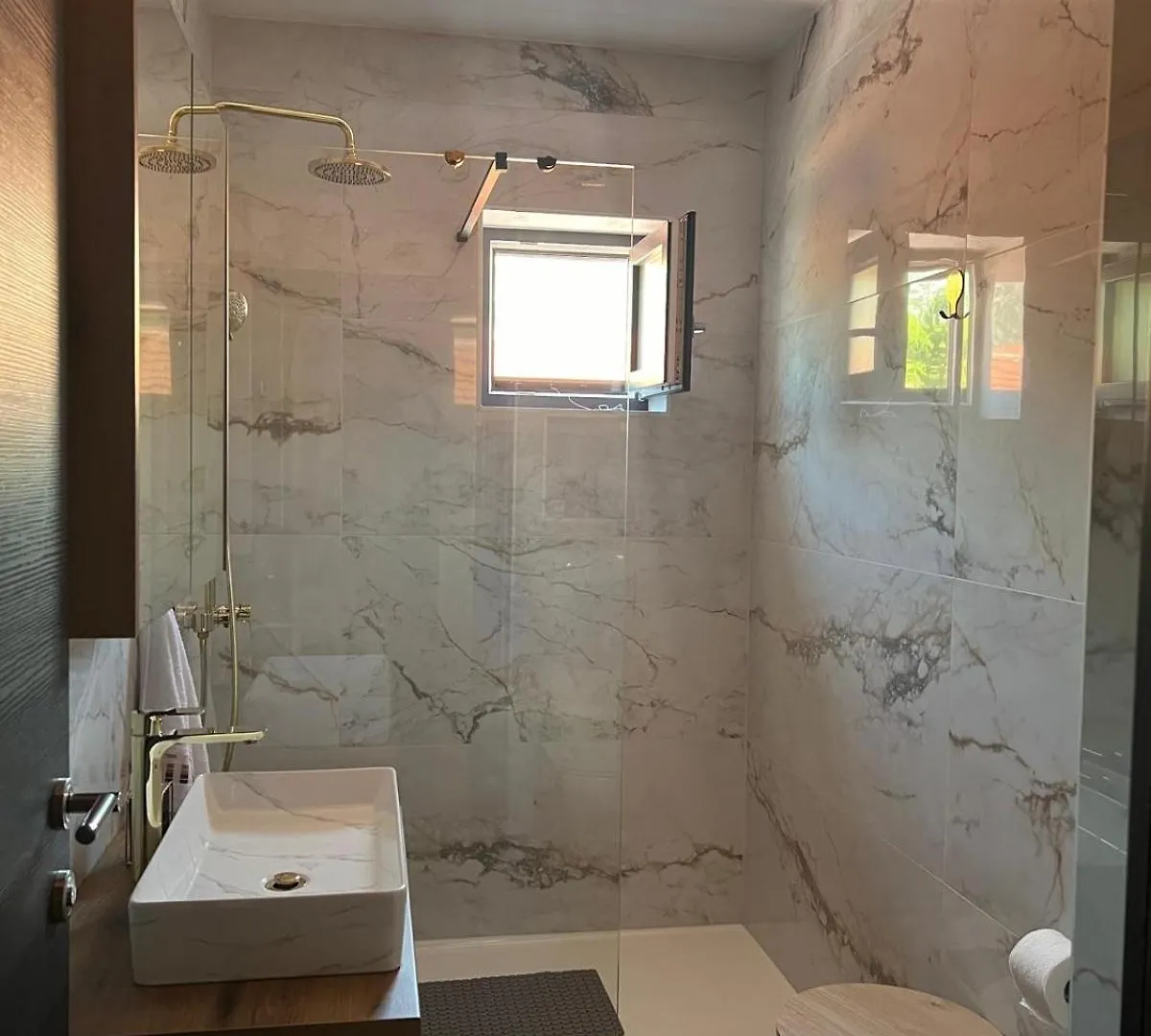 Apartmani Karla Paklenica Starigrad Paklenica 0*,