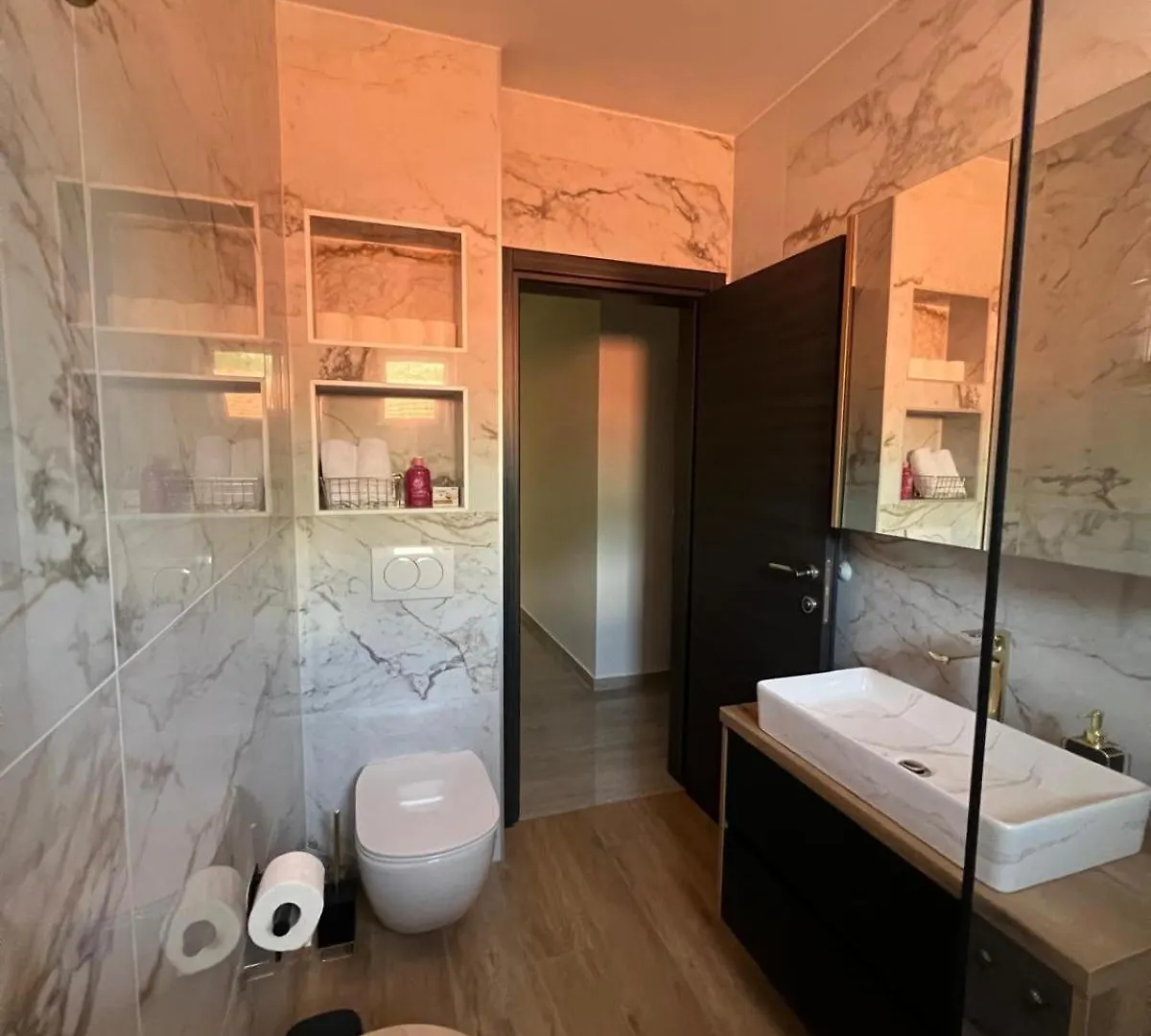 Apartmani Karla Paklenica Starigrad Paklenica