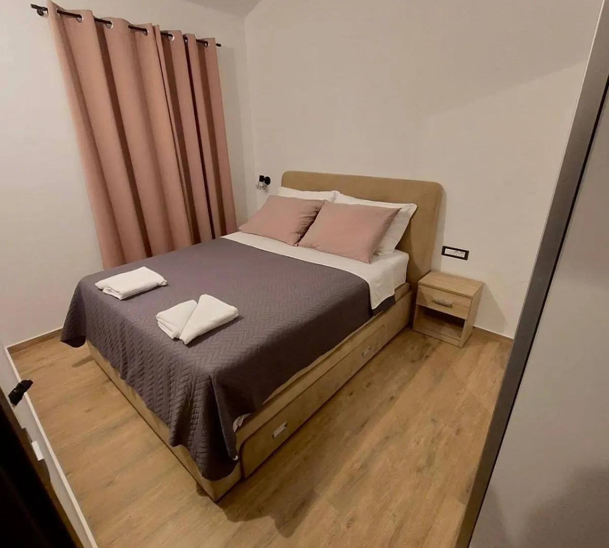 Apartmani Karla Paklenica Starigrad Paklenica