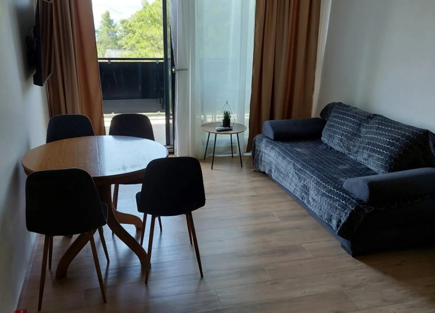 Apartmani Karla Paklenica Starigrad Paklenica